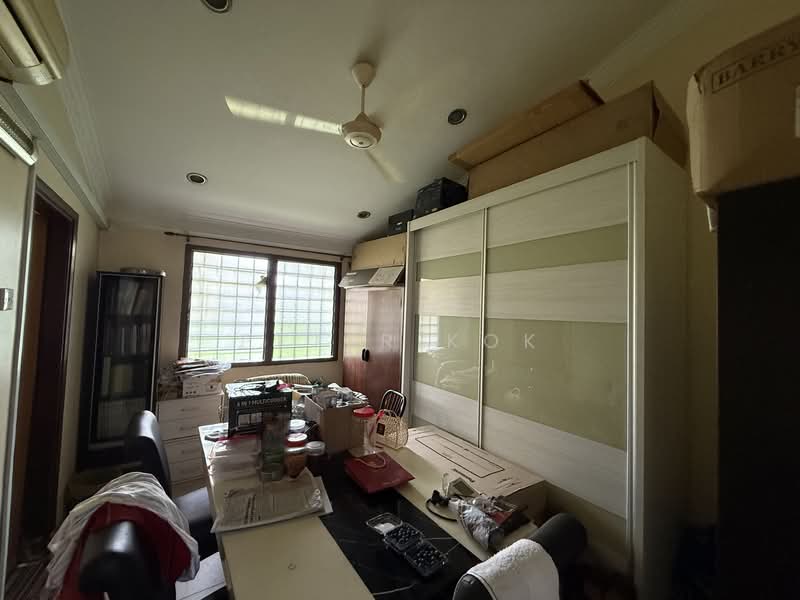 Bungalow for Sale in Seksyen 6 (Petaling Jaya) - Peter Kok - Bedroom 3 - PropertyGuru.com.my