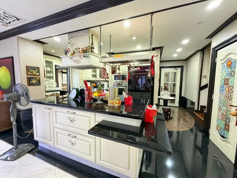 Service Residence for Sale at 3 Kia Peng - Mr Wan - Kitchen - PropertyGuru.com.my