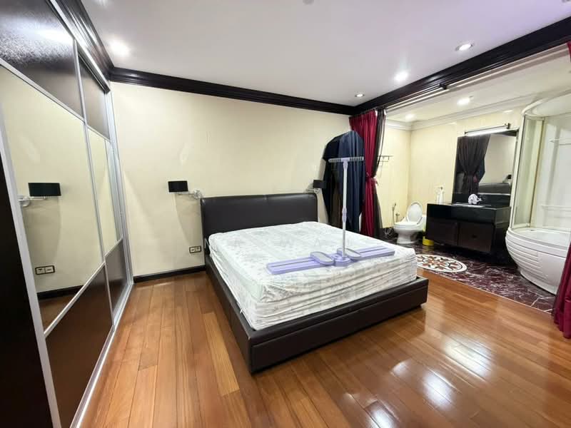Service Residence for Sale at 3 Kia Peng - Mr Wan - Bedroom - PropertyGuru.com.my