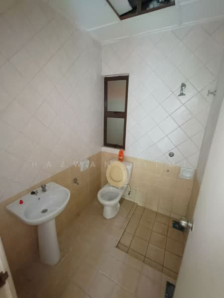 Kondominium untuk Dijual di Armanee - Hazwan Hilmi - Bathroom - PropertyGuru.com.my