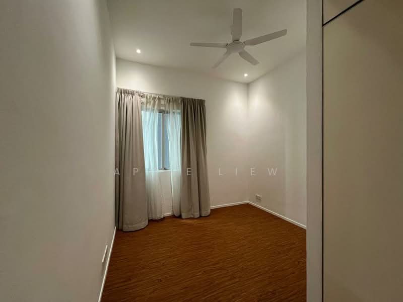 Kondominium untuk Dijual di Dua Residency - Apple Liew - Bedroom - PropertyGuru.com.my