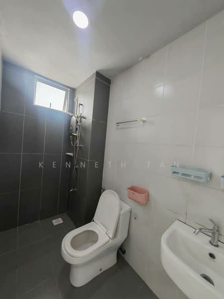 Service Residence for Sale at Pandan Residence - Kenneth Tan - Bathroom - PropertyGuru.com.my