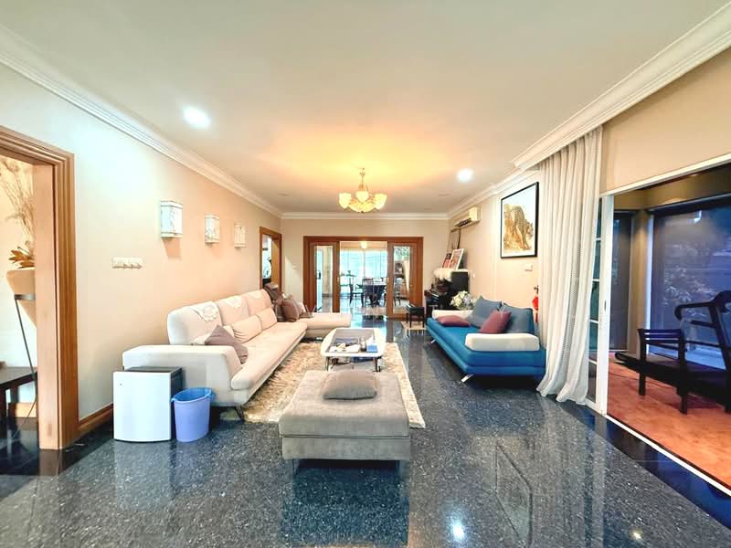 Rumah Banglo untuk Dijual di Kuching (Sarawak) - Calvin Tay - Living Room - PropertyGuru.com.my