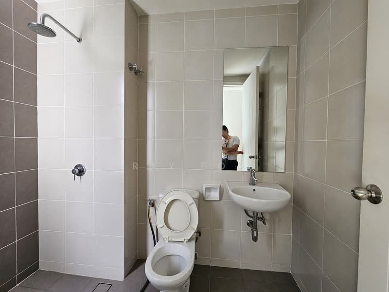 Zero-Lot Bungalow for Sale in Sungai Long (Bandar Sungai Long) - Ray Foo - Bathroom - PropertyGuru.com.my