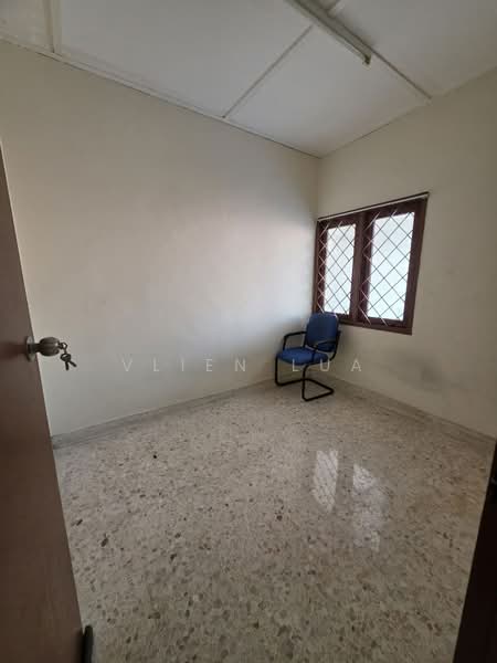 2-storey Terraced House for Rent in Taman Pelangi (Johor Bahru) - Vlien Lua - PropertyGuru.com.my