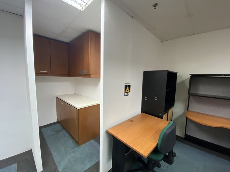 Pejabat untuk Dijual di Seksyen 52 (Petaling Jaya) - Lester Lee - Study - PropertyGuru.com.my
