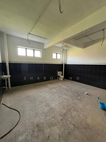 Rumah Banglo untuk Dijual di Kampung Kempas Baru (Tampoi) - Sharon Ng - Bathroom - PropertyGuru.com.my