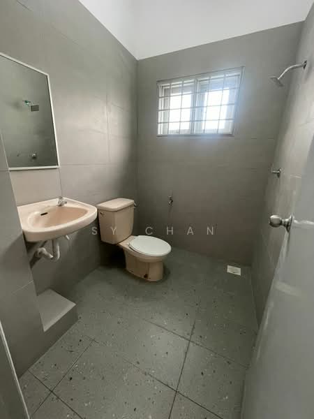 2-storey Terraced House for Sale in Usj 9 (Subang Jaya) - SY Chan - Bathroom - PropertyGuru.com.my