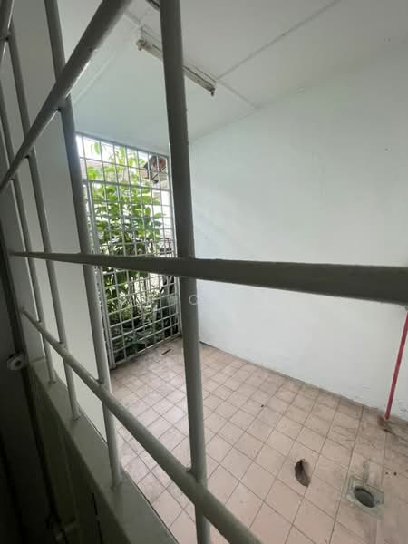 2-storey Terraced House for Sale in Usj 9 (Subang Jaya) - SY Chan - Balcony - PropertyGuru.com.my