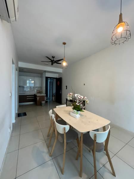 Service Residence for Rent at Setia Sky 88 - Yee Hsin - Dining Room - PropertyGuru.com.my
