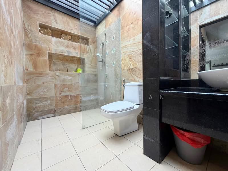 Semi-Detached House for Sale in SS2 (Petaling Jaya) - Charlie Gan - Bathroom - PropertyGuru.com.my