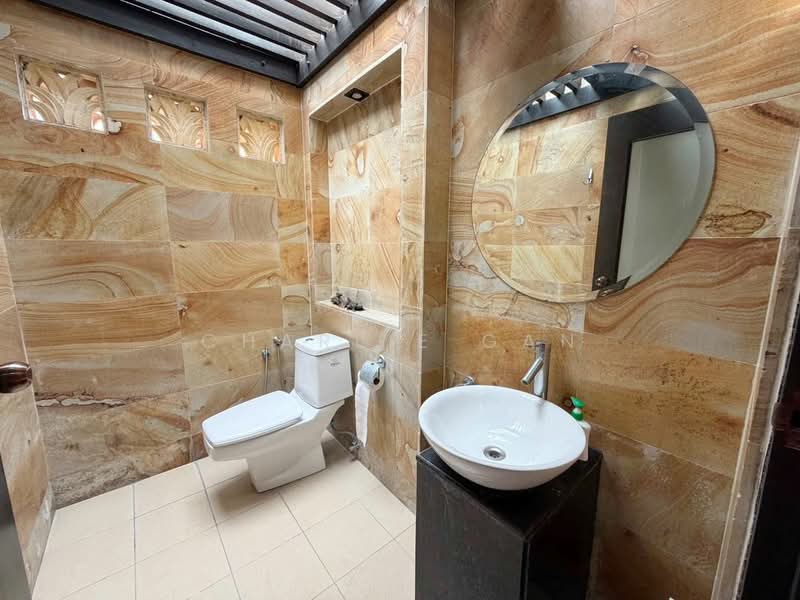 Semi-Detached House for Sale in SS2 (Petaling Jaya) - Charlie Gan - Bathroom - PropertyGuru.com.my