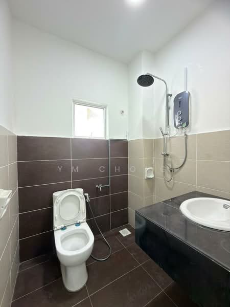Rumah Teres 2 Tingkat untuk Dijual di Taman Belimbing Harmoni (Durian Tunggal) - YM Chong - Bathroom - PropertyGuru.com.my