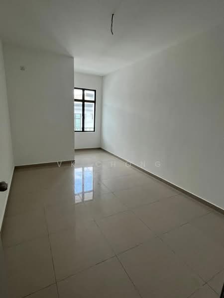 2-storey Terraced House for Sale in Taman Bestari Indah (Ulu Tiram) - VK Chong - Interior - PropertyGuru.com.my