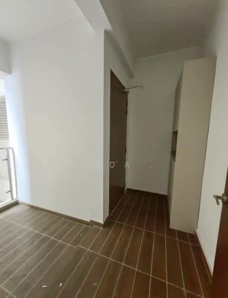 Kondominium untuk Dijual di Bay Laurel @ Country Garden Danga Bay - Linda . - Interior - PropertyGuru.com.my