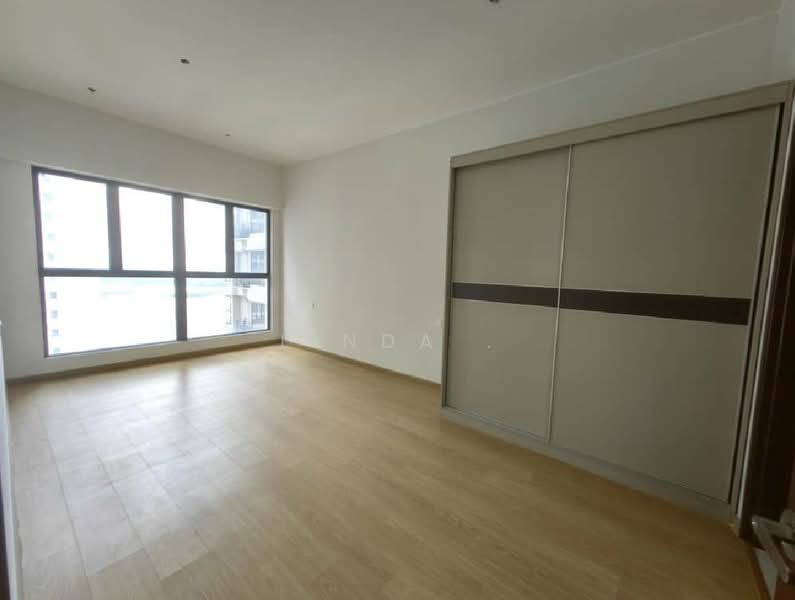 Kondominium untuk Dijual di Bay Laurel @ Country Garden Danga Bay - Linda . - Bedroom - PropertyGuru.com.my