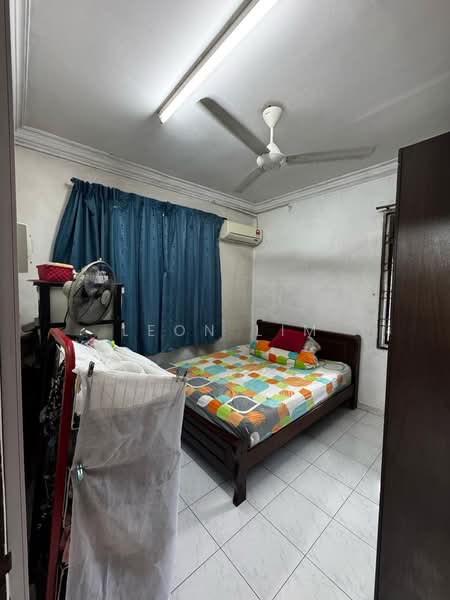 1-storey Terraced House for Sale in Taman Johor (Tampoi) - Leon Lim - Bedroom - PropertyGuru.com.my