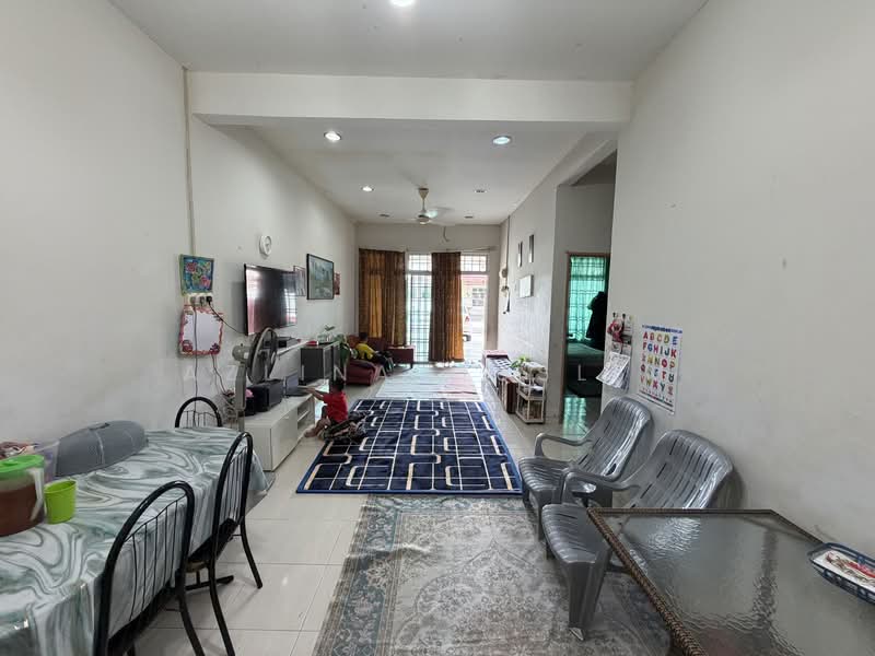 1-storey Terraced House for Sale in Bandar Baru Tangkak (Tangkak) - Azlina Muslim - Living Room - PropertyGuru.com.my