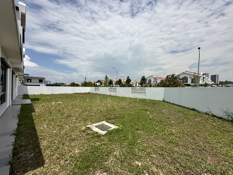 Semi-Detached House for Sale in Setia Utama (Setia Alam) - Jess Tee - Exterior - PropertyGuru.com.my