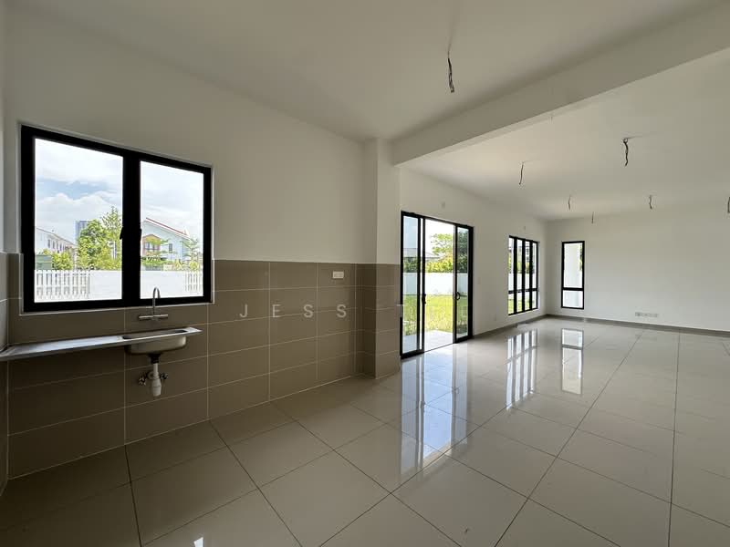 Semi-Detached House for Sale in Setia Utama (Setia Alam) - Jess Tee - Living Room - PropertyGuru.com.my