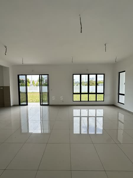 Semi-Detached House for Sale in Setia Utama (Setia Alam) - Jess Tee - Living Room - PropertyGuru.com.my