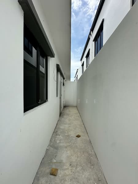 Semi-Detached House for Sale in Setia Utama (Setia Alam) - Jess Tee - Exterior - PropertyGuru.com.my