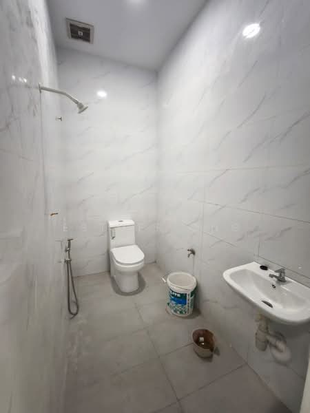 Shop / Office for Rent in Bandar Tun Razak (Cheras) - Esther Ong - Bathroom - PropertyGuru.com.my