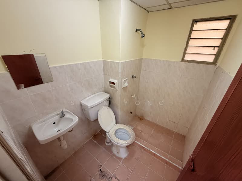 Apartment for Sale at SD Tiara Apartment - Sean Yong - Bathroom - PropertyGuru.com.my