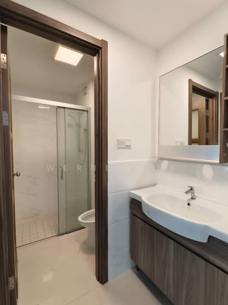 Apartment for Sale at Starview Bay @ Forest City - Werner Kee - Bathroom - PropertyGuru.com.my