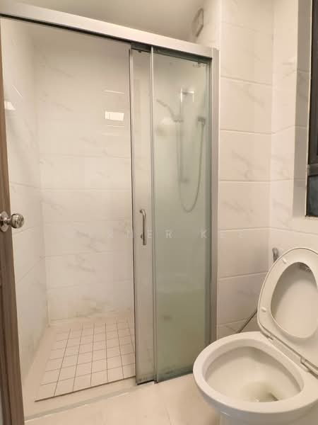 Apartment for Sale at Starview Bay @ Forest City - Werner Kee - Bathroom - PropertyGuru.com.my