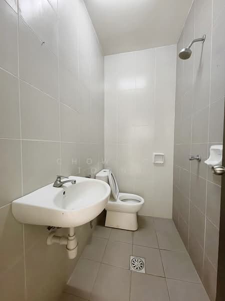 Rumah Bandar untuk Disewa di Puchong (Selangor) - Chow Kok Toong - Bathroom - PropertyGuru.com.my