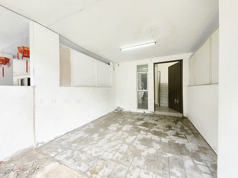 Rumah Bandar untuk Disewa di Puchong (Selangor) - Chow Kok Toong - Entrance - PropertyGuru.com.my