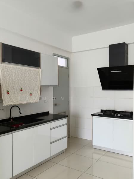 Condominium for Rent at Tropicana Bay Residences - Raymond Teoh - Kitchen - PropertyGuru.com.my