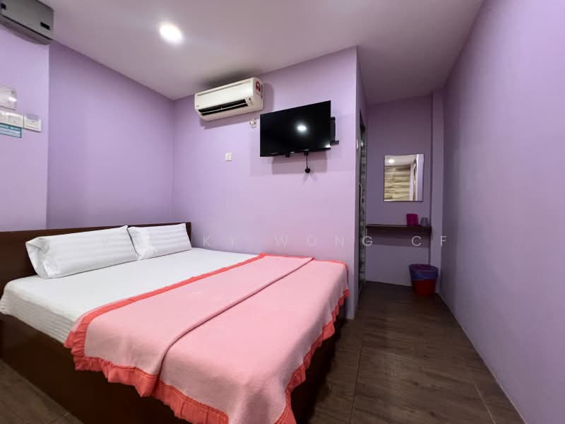 Hotel / Resort untuk Dijual di Pudu (KL City Centre) - Vickky Wong CF - Bedroom - PropertyGuru.com.my