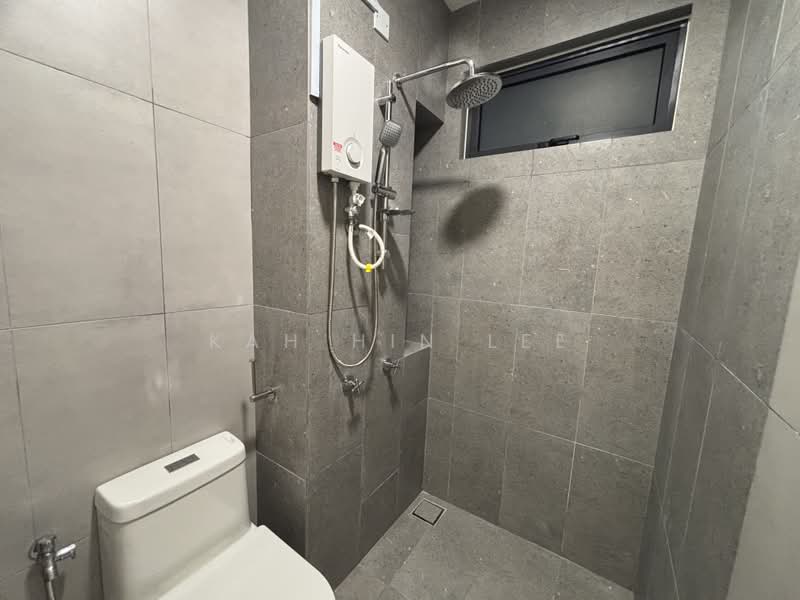 Servis Apartment untuk Disewa di The Harmony - Kah Hin Lee - Bathroom - PropertyGuru.com.my
