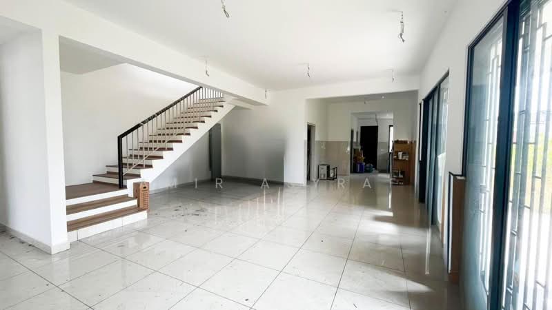 For Rent - Elmina Green Three