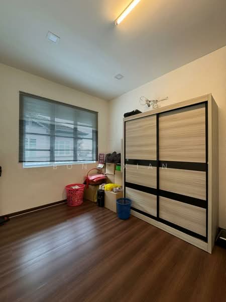 Rumah Berkembar untuk Dijual di Kuching (Sarawak) - Bong Xian - Bedroom - PropertyGuru.com.my