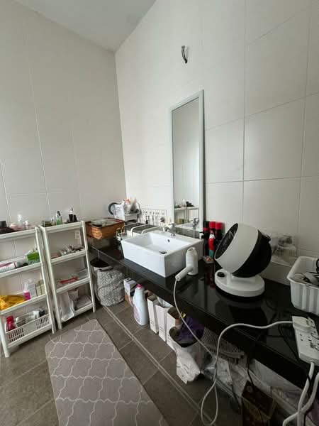 Rumah Berkembar untuk Dijual di Kuching (Sarawak) - Bong Xian - Bathroom - PropertyGuru.com.my
