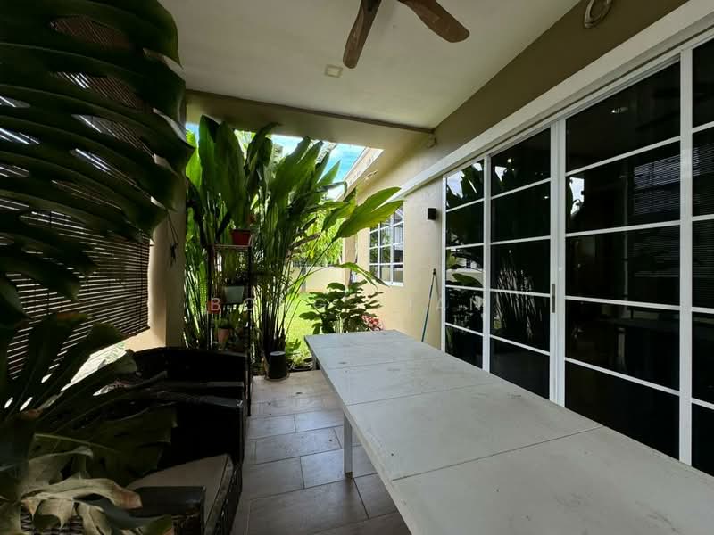 Rumah Berkembar untuk Dijual di Kuching (Sarawak) - Bong Xian - Exterior - PropertyGuru.com.my