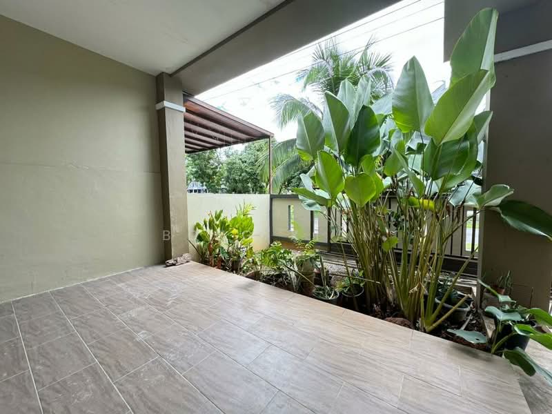 Rumah Berkembar untuk Dijual di Kuching (Sarawak) - Bong Xian - Exterior - PropertyGuru.com.my