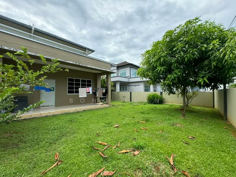Rumah Berkembar untuk Dijual di Kuching (Sarawak) - Bong Xian - Exterior - PropertyGuru.com.my