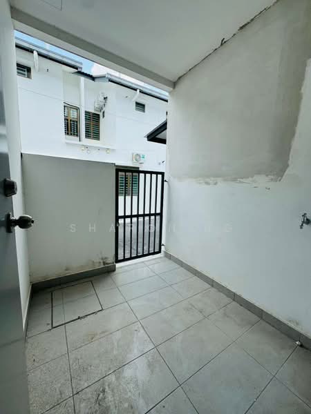 Rumah Teres 2 Tingkat untuk Dijual di Taman Mutiara Rini (Skudai) - Sharon Ng - Exterior - PropertyGuru.com.my
