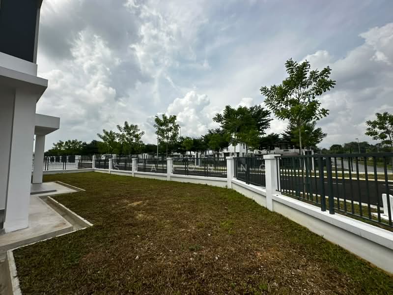 2-storey Terraced House for Sale in Taman Mutiara Rini (Skudai) - Sharon Ng - Exterior - PropertyGuru.com.my