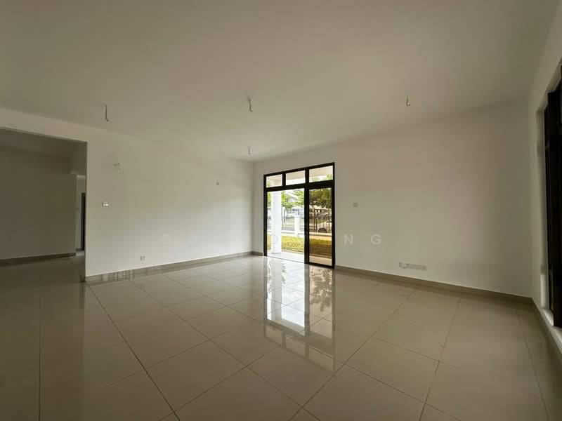 2-storey Terraced House for Sale in Taman Mutiara Rini (Skudai) - Sharon Ng - Living Room - PropertyGuru.com.my