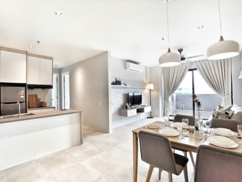 Service Residence for Sale at Lumi Tropicana Serviced Residence - Vincent Heng - Kitchen - PropertyGuru.com.my