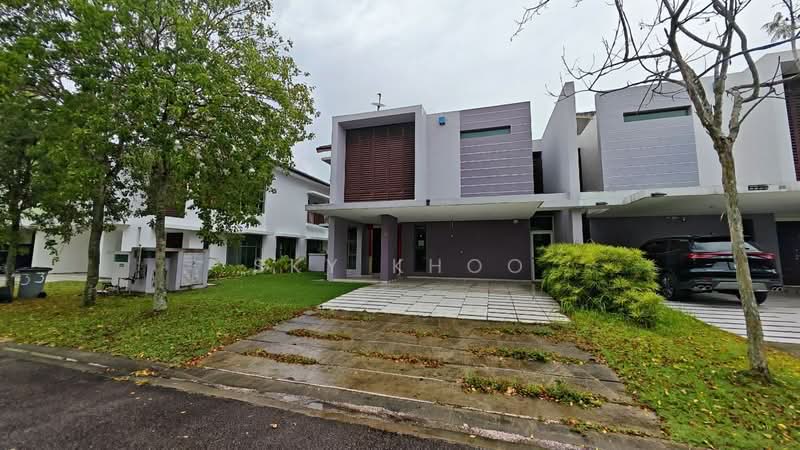 Rumah Berkembar untuk Dijual di Iskandar Puteri (Nusajaya) (Johor) - Sky Khoo - Exterior - PropertyGuru.com.my