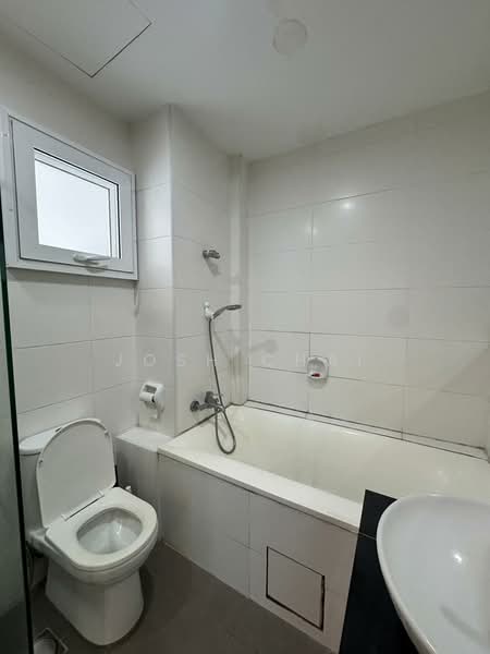 Kondominium untuk Disewa di Subang Parkhomes - Josh Chai - Bathroom - PropertyGuru.com.my