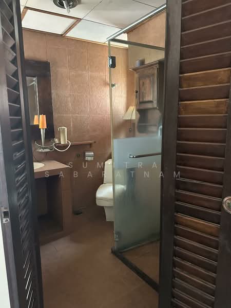 Terraced House for Sale in Petaling Jaya (Selangor) - Sumitra Sabaratnam - Bathroom - PropertyGuru.com.my