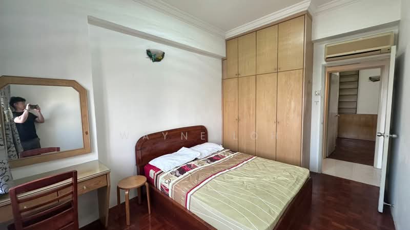 Kondominium untuk Dijual di Eden Seaview Condominium - Wayne Loh - Bedroom - PropertyGuru.com.my