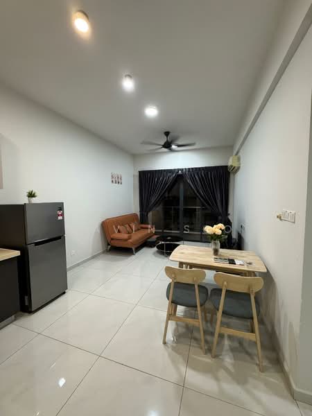 Condominium for Rent at Bay Point @ Country Garden Danga Bay - Gavin Soo - Living Room - PropertyGuru.com.my